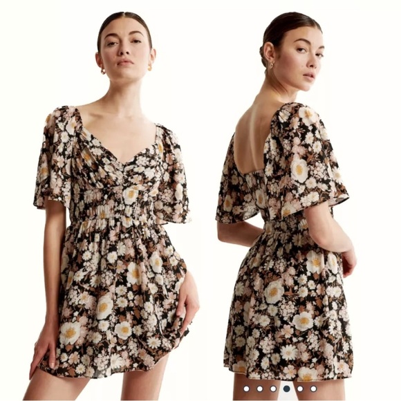 Abercrombie & Fitch Angel Sleeve Smocked Waist Mini Dress Size Small NWT - Picture 1 of 7